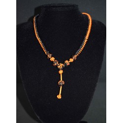 Collier en noeuds chinois et perles