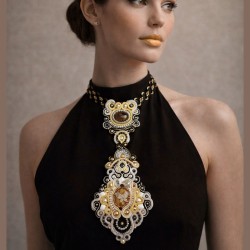 Bijou de vêtement cravate en soutache - élégant et féminin