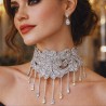Collier dentelle argentée ras du cou
