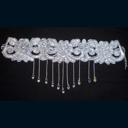 Collier dentelle argentée ras du cou