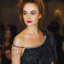 Bijou d'épaule couture perlé argenté