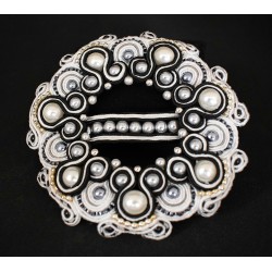 Boucle de foulard en soutache noire et blanche bohème chic