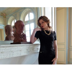 Parure de perles dorées