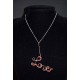 Collier en wire wrapping "love", swarovski rouge