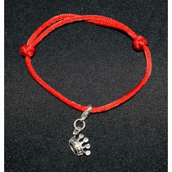 Bracelet en noeuds chinois  boules simples et breloque couronne