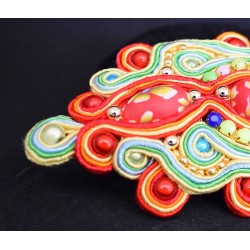 Bijou cheveux en soutache bohème chic rouge