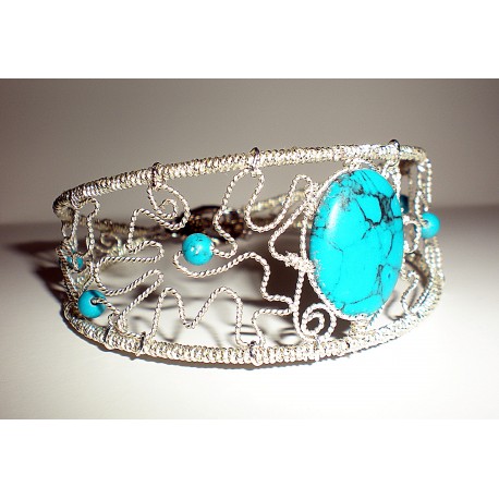 Entretien de bijoux en fil de Laiton